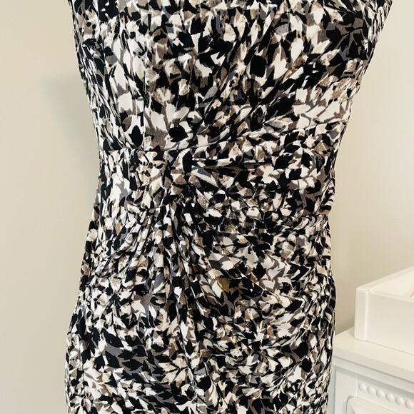 Covington Dress - Picture 3 of 5